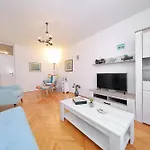 By The Sea - 24422 Apartment